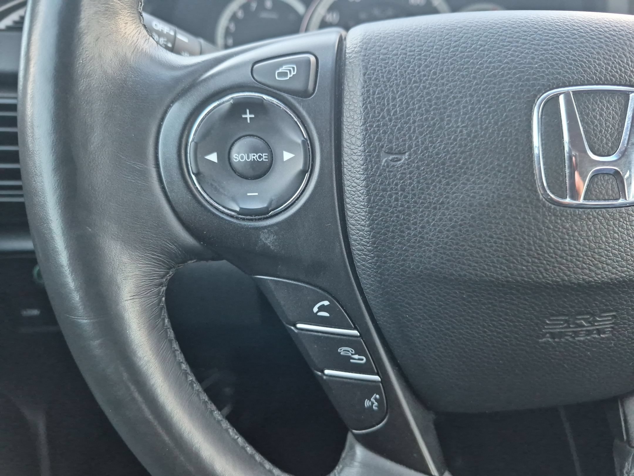 Used 2013 Crystal Black Pearl Honda EX-L Sedan image 14