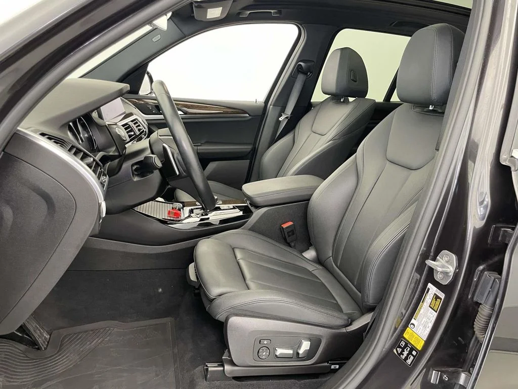 Used 2020 Gray BMW xDrive30i image 14