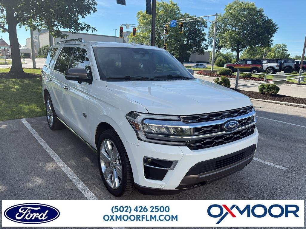 Used 2023 Star White Metallic Tri-Coat Ford King Ranch image 1