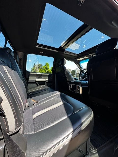 2019 Ford F-350 Super Duty Platinum - Photo 19
