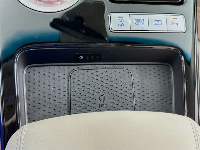 New 2025 Genesis G80 2.5T