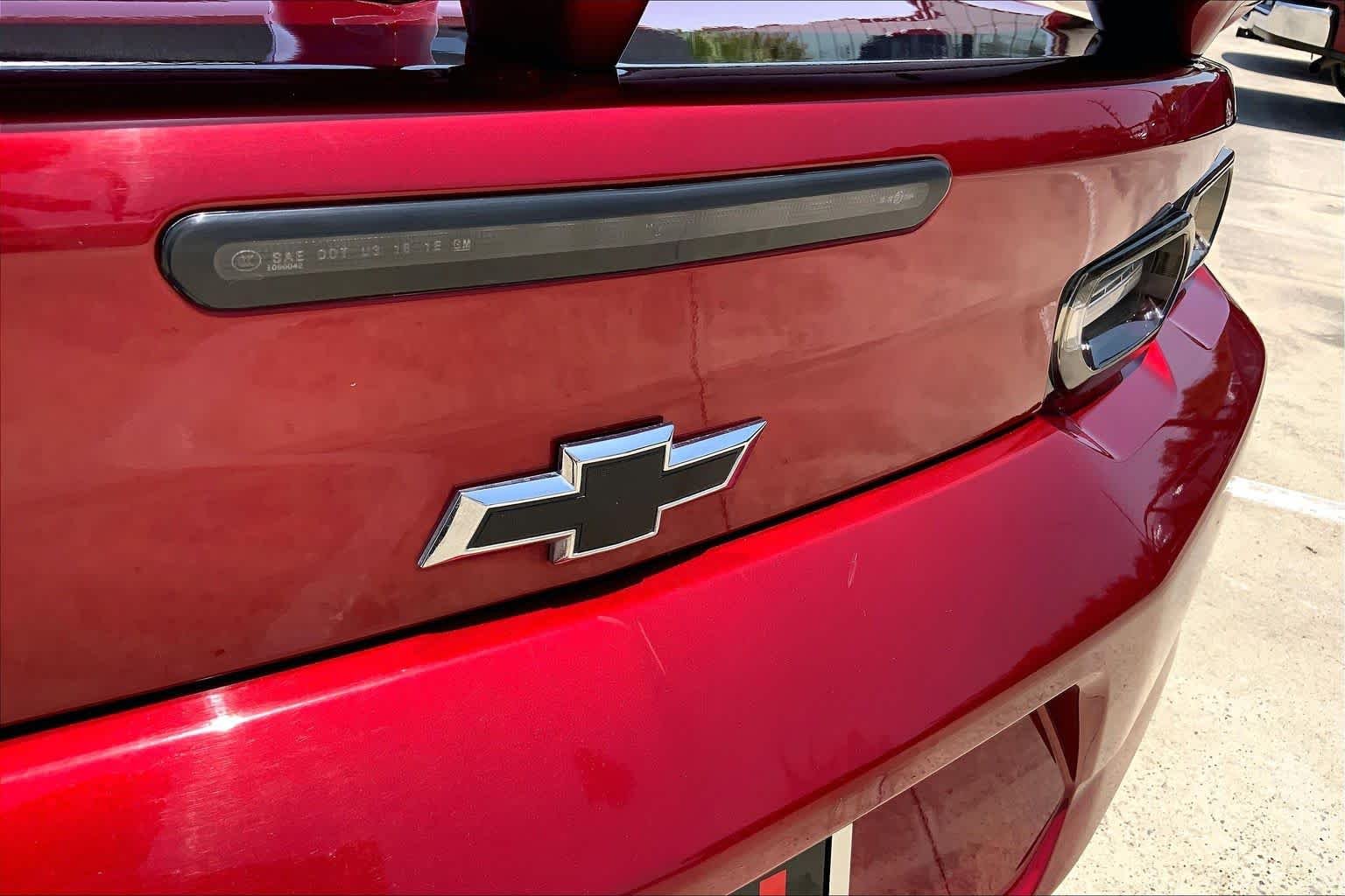 Used 2022 Wild Cherry Tintcoat Chevrolet 2LT image 28