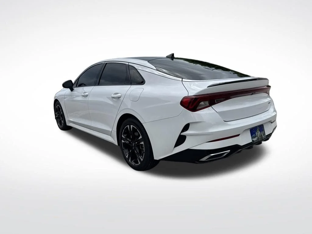 Used 2024 Glacial White Pearl Kia GT-Line image 6