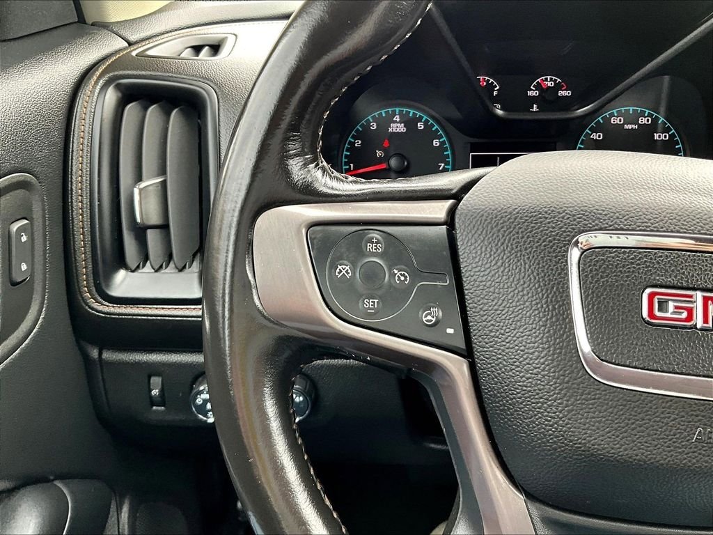 Used 2022 Black GMC AT4 w/Cloth image 23