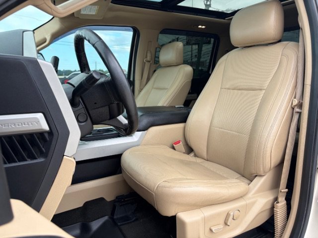 Used 2017 Tan Ford Lariat image 13