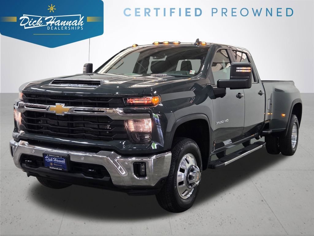 2025 Chevrolet Silverado HD LT 4WD Crew Cab Long Box DRW's photo