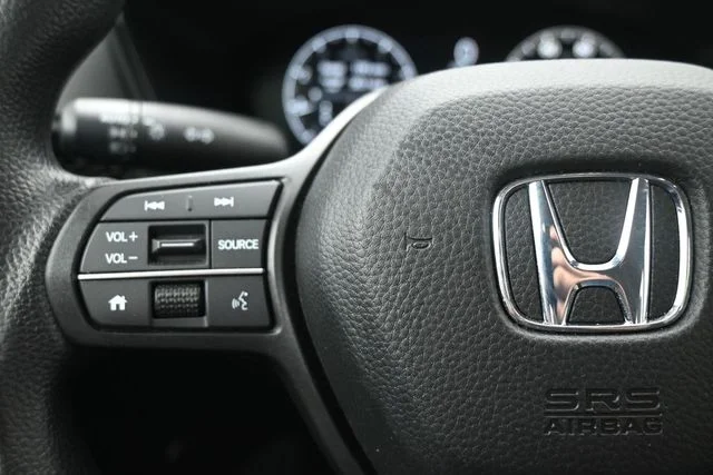 Used 2023 White Honda LX image 24