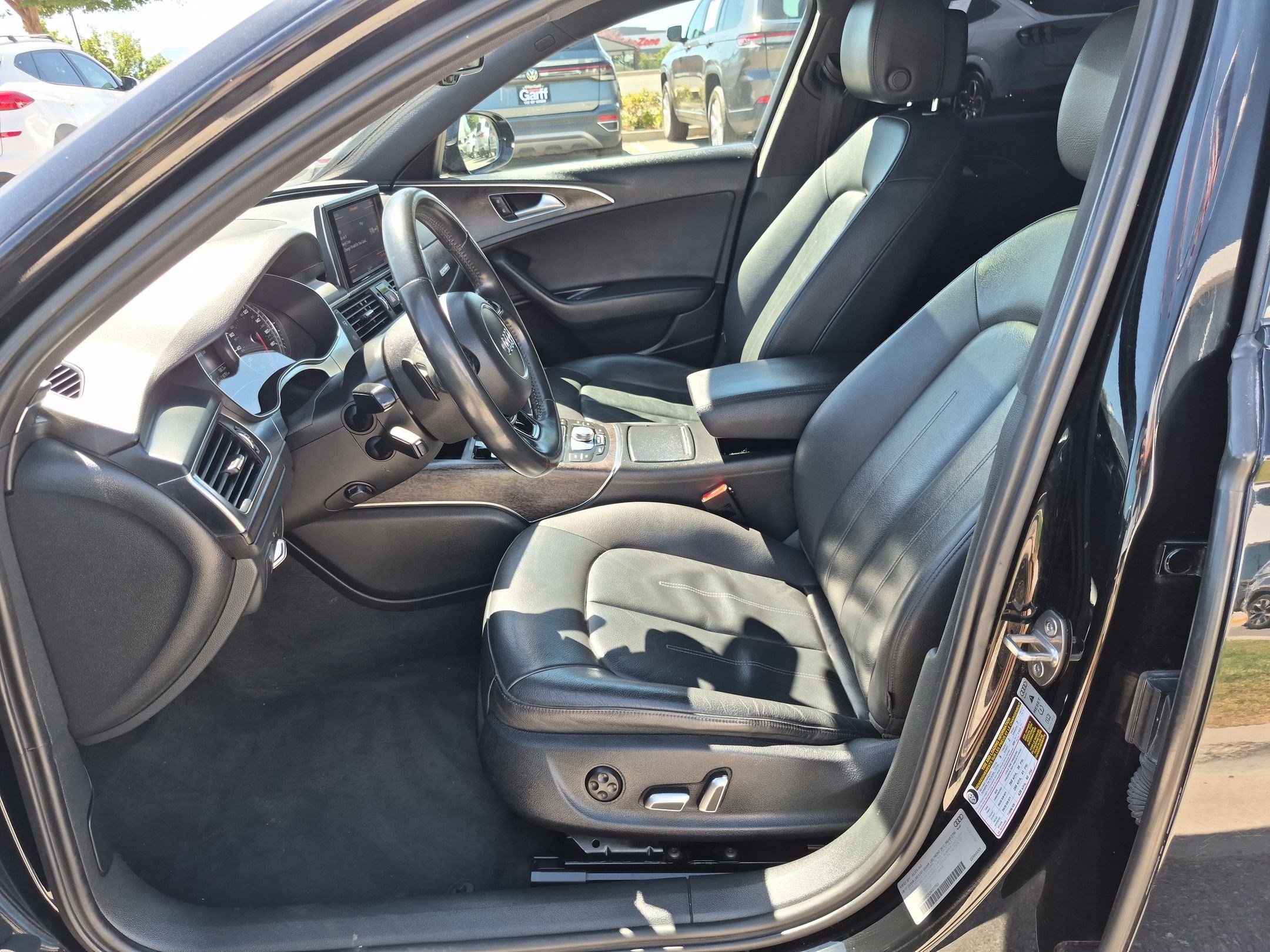 Used 2018 Brilliant Black Audi Premium Plus image 14