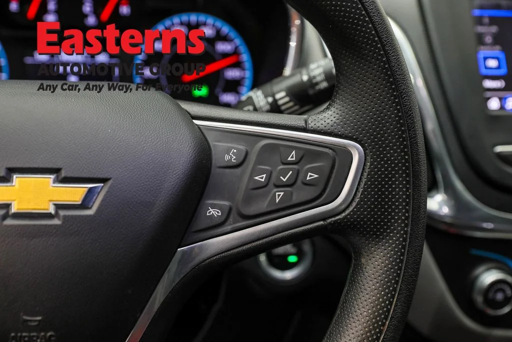 Used 2022 Black Chevrolet LS image 16