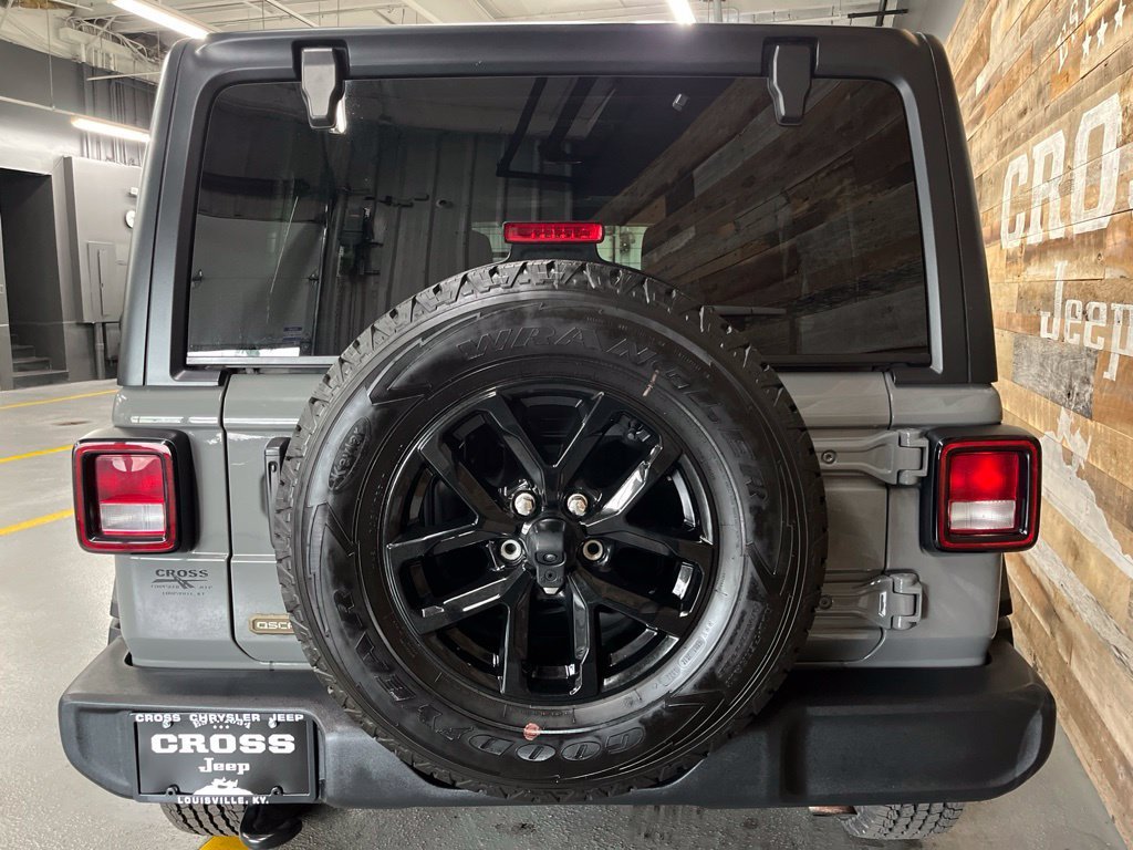 Used 2023 Gray Clearcoat Jeep Freedom Edition image 23
