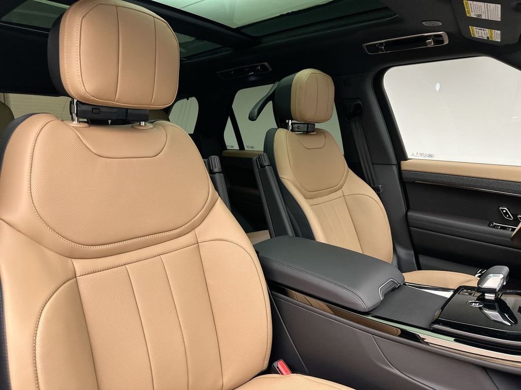 New 2026 Varesine Blue Land Rover Dynamic SE image 6