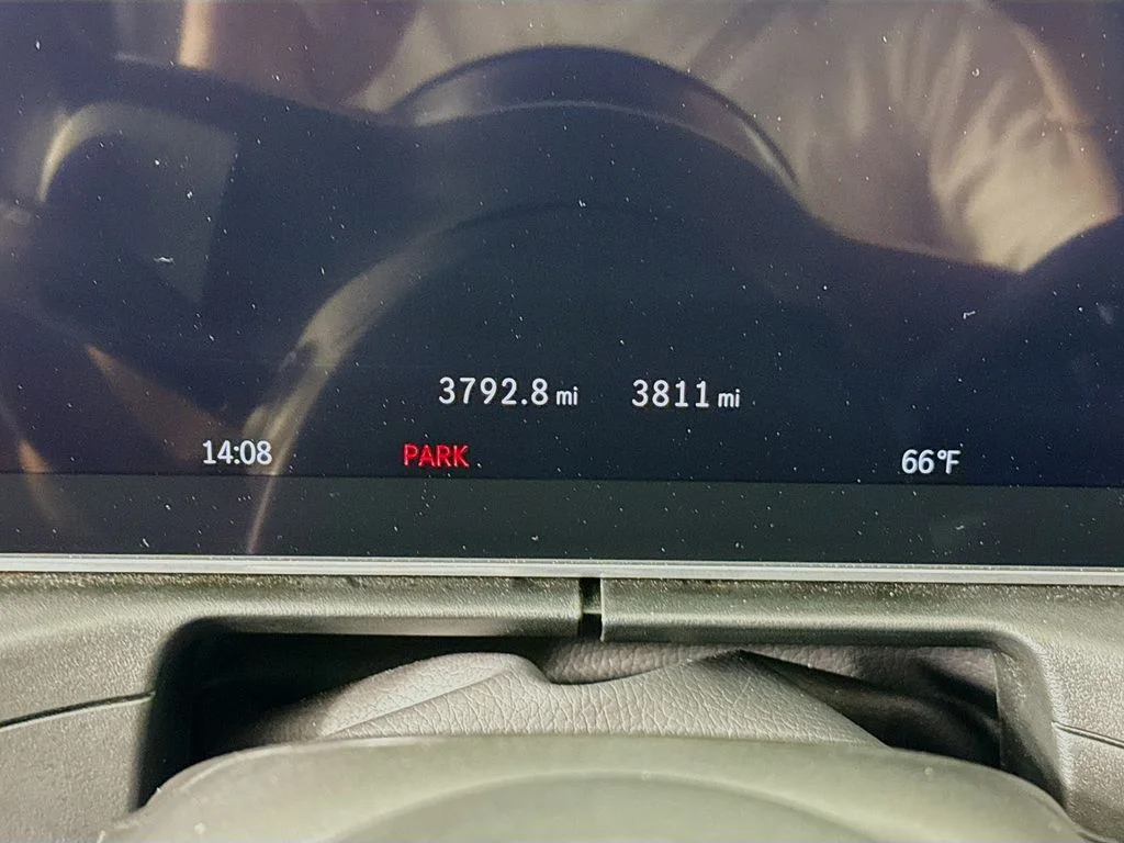 Used 2025  Mercedes-Benz C 300 image 12