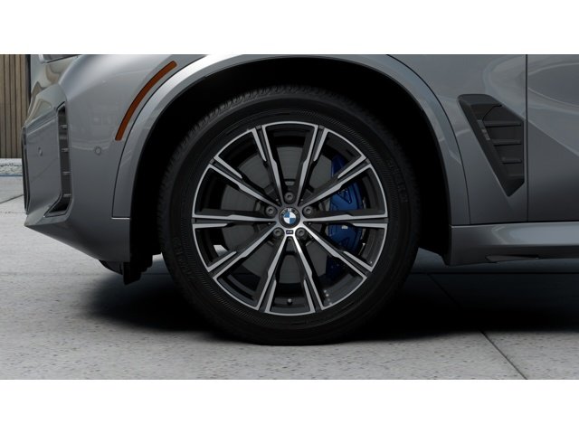 New 2026 Skyscraper Grey Metallic BMW X5 40i image 7