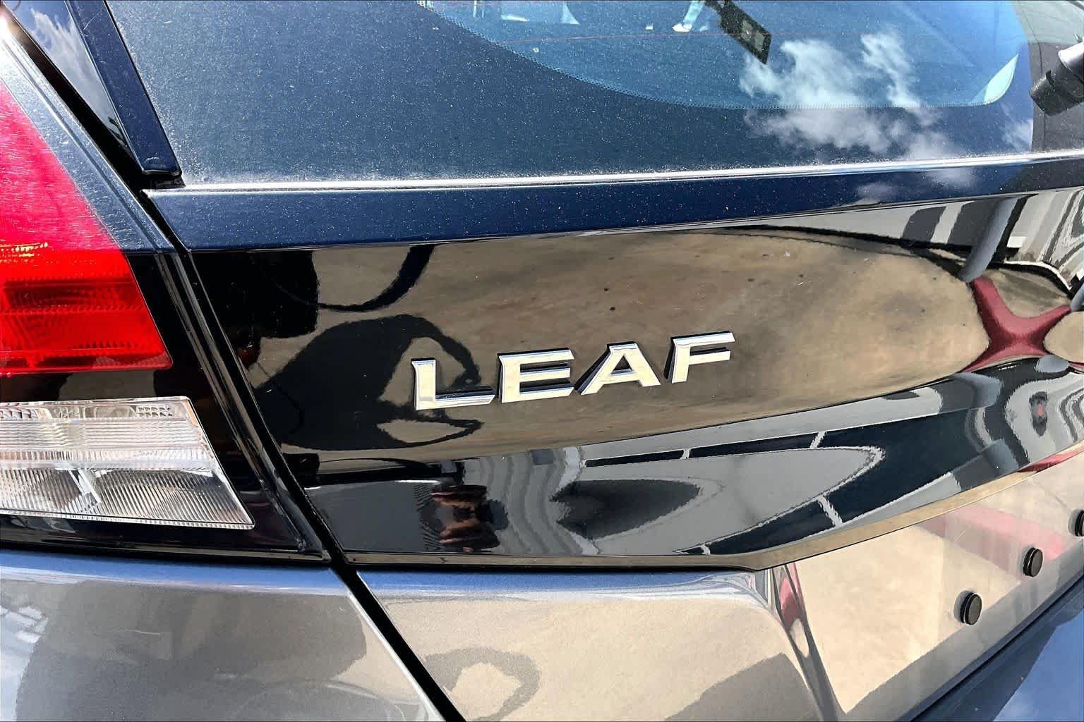 Used 2021 Gun Metallic Nissan SL PLUS image 29