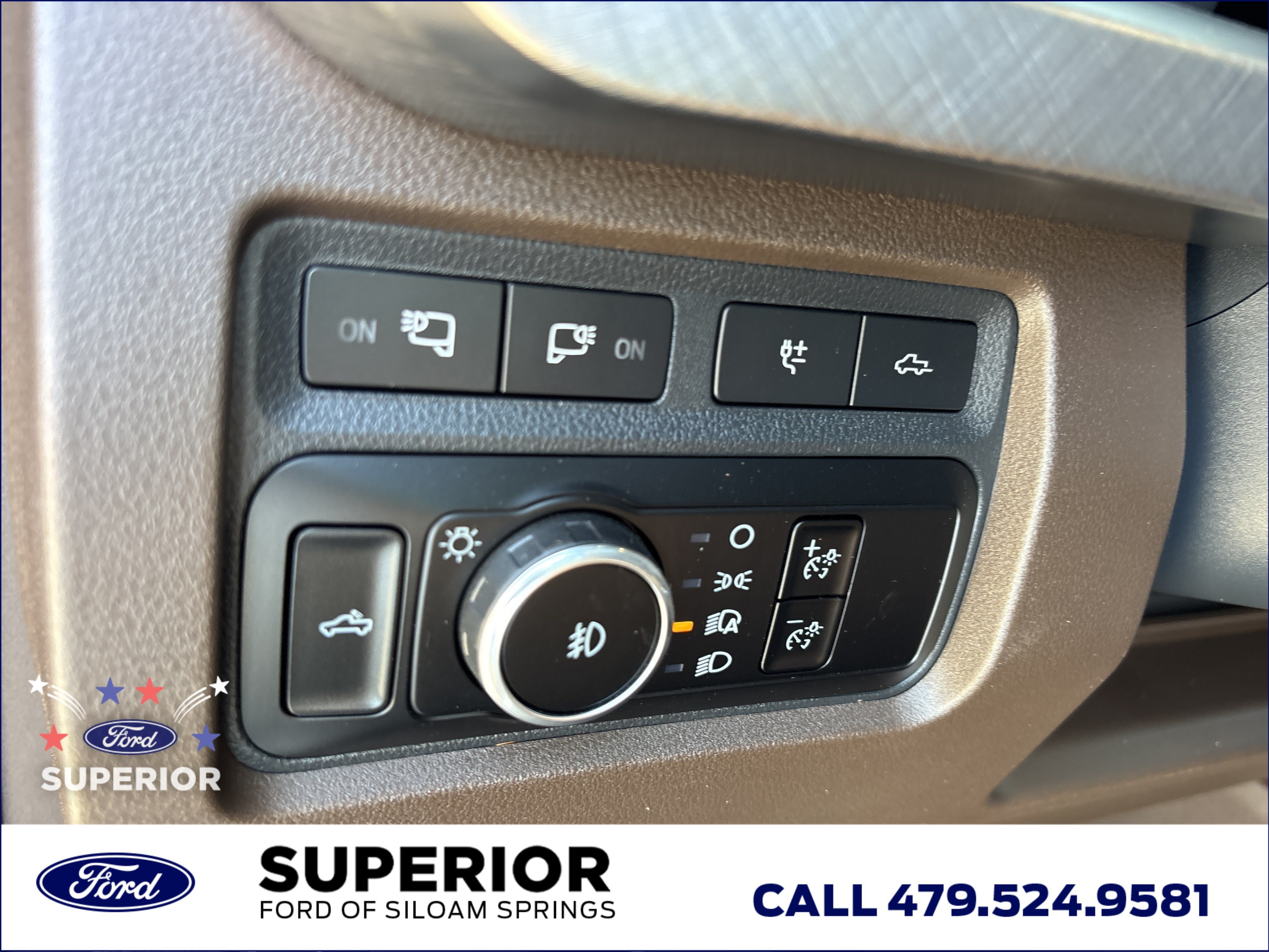 Used 2024 Antimatter Blue Metallic Ford King Ranch CrewCab 4WD image 32