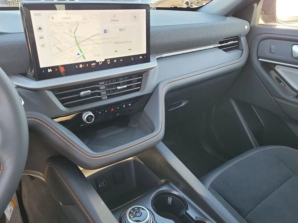 New 2026 Carbonized Gray Metallic Ford Tremor® image 20