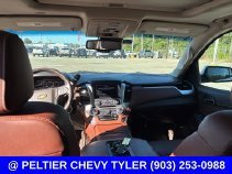 Used 2019 IRIDESCENT PEARL TRICOAT Chevrolet Premier image 17