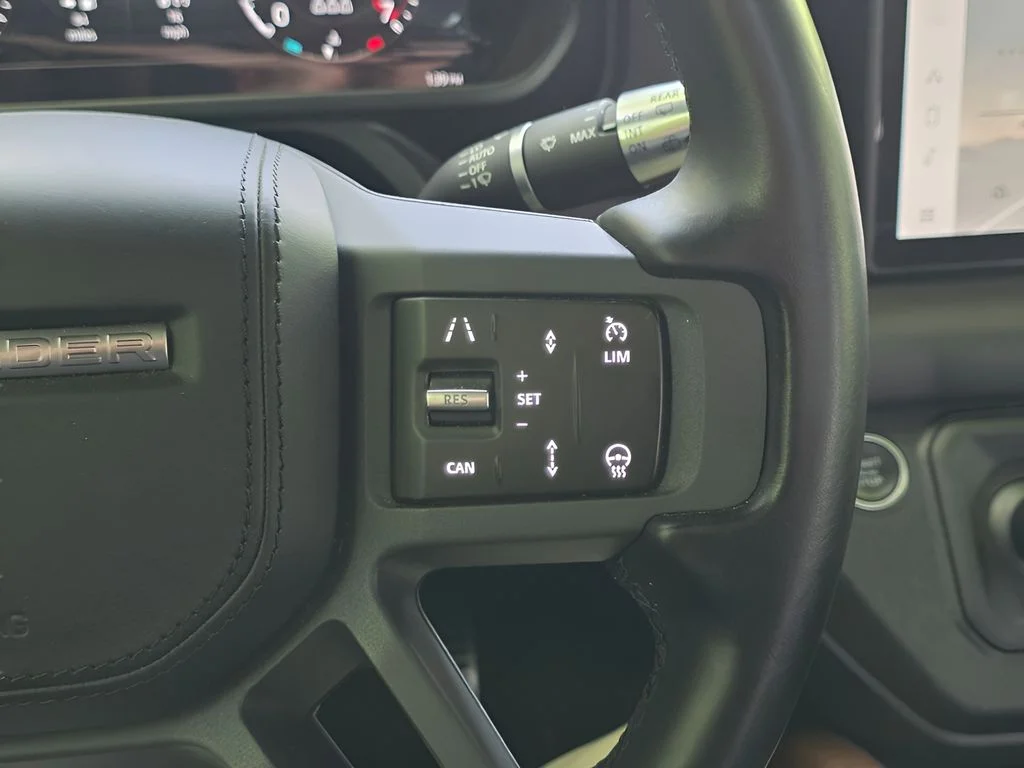Used 2020 Santorini Black Land Rover 110 X image 19