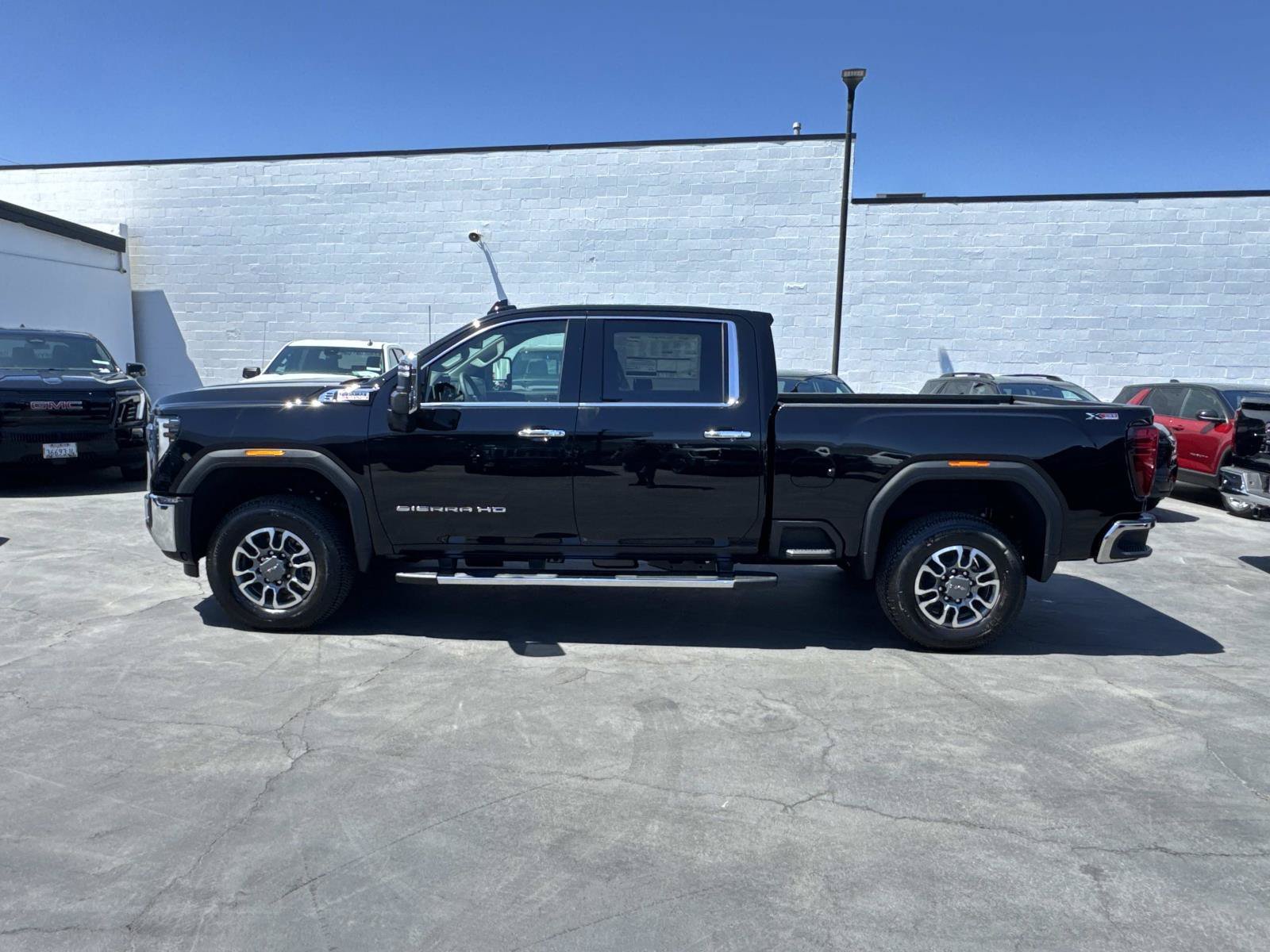 2026 GMC Sierra 2500HD SLT - Photo 8