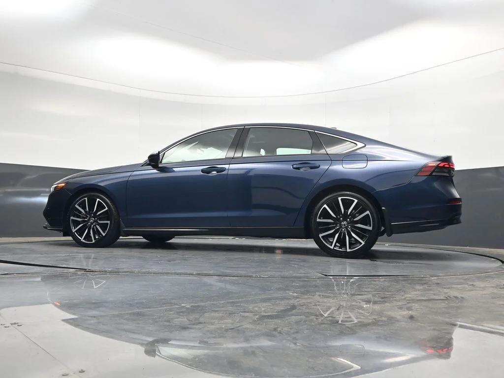 2024 Honda Accord Hybrid Touring - Photo 31