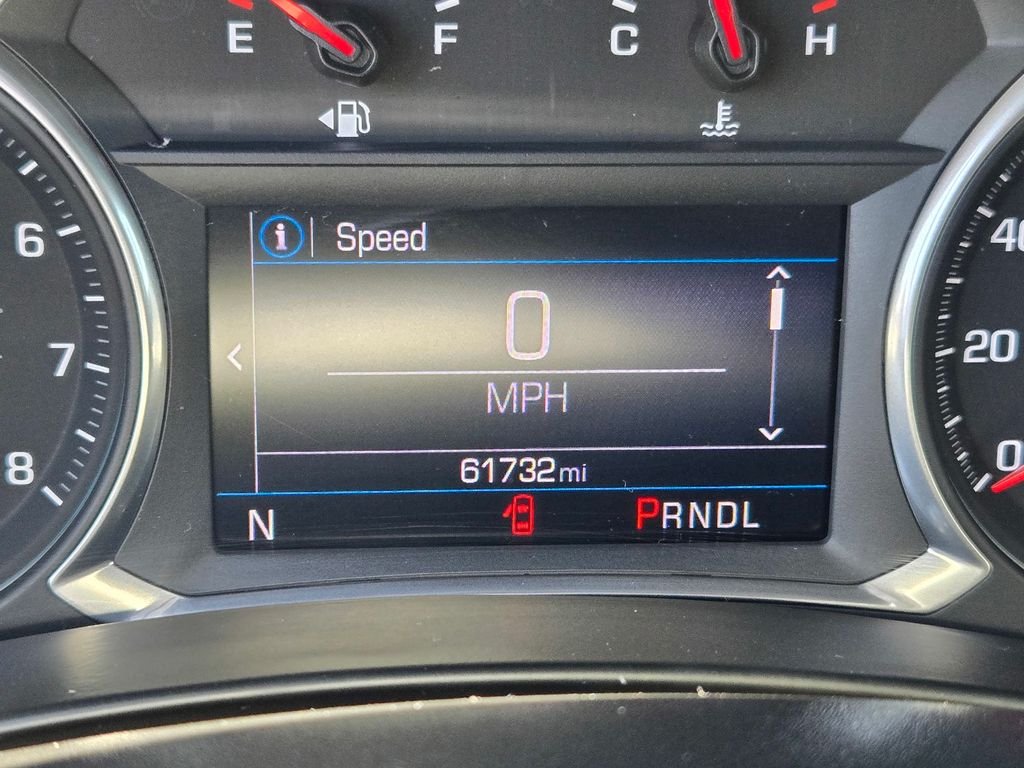 Used 2022 Gray Chevrolet LT image 18