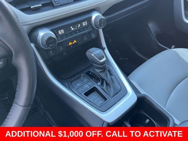 Used 2023  Toyota XLE Premium image 28