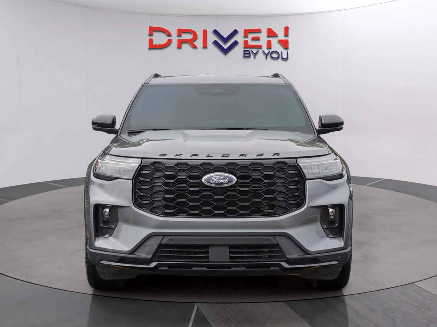 Used 2025 Carbonized Gray Ford ST-Line image 8