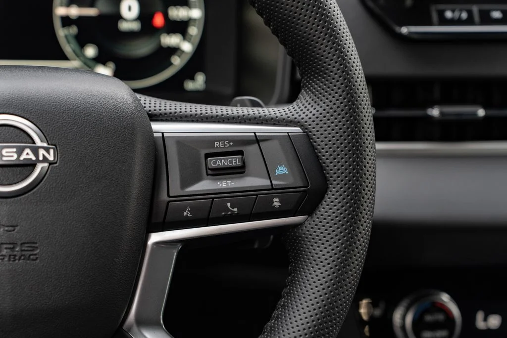 New 2026 Black Nissan Platinum image 15