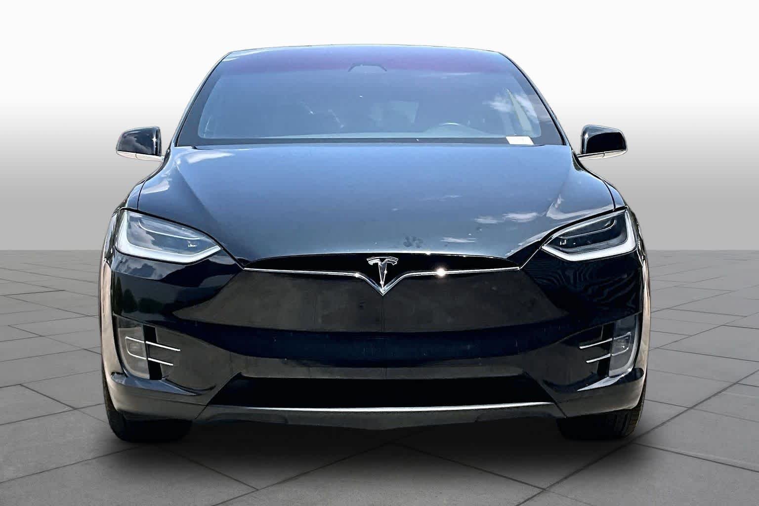 Pre-Owned 2018 Tesla Model X 75D