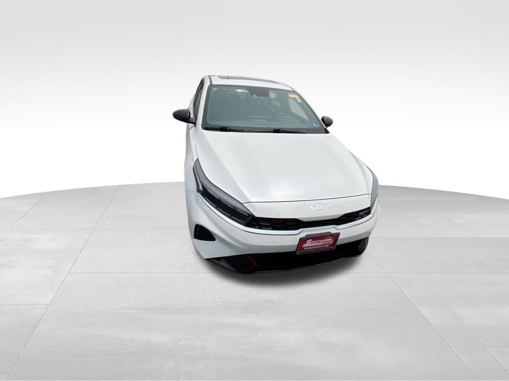 Used 2023 White Kia GT image 30