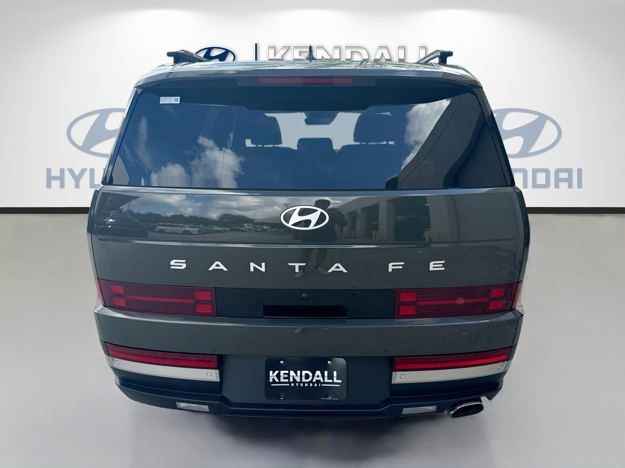 Used 2024 Rockwood Green Hyundai Limited image 5