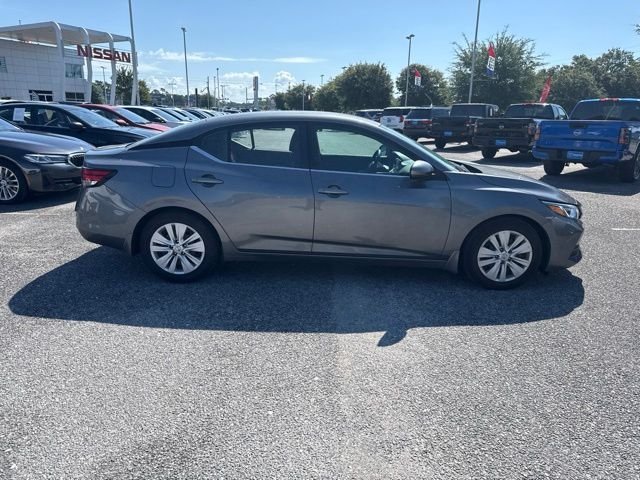 Used 2021 Gray Nissan S image 4