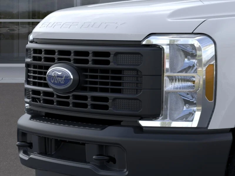 New 2026 Oxford White Ford F-350® XL image 39