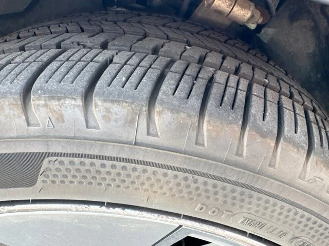 Used 2021  Tesla Long Range image 29