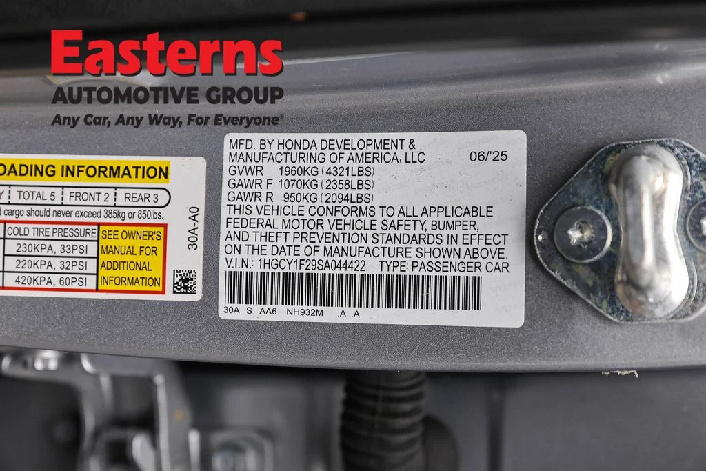 Used 2025 Silver Honda LX image 33