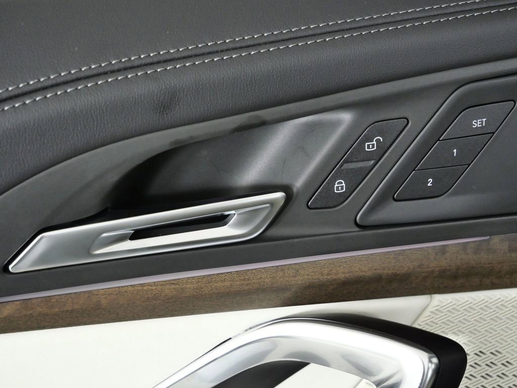 Used 2026 Space Silver Metallic BMW xDrive28i image 36