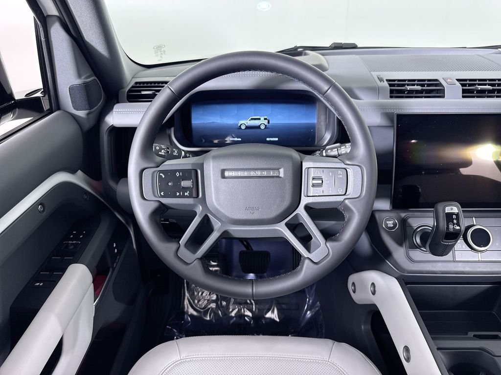 2026 Land Rover Defender X-Dynamic SE - Photo 14