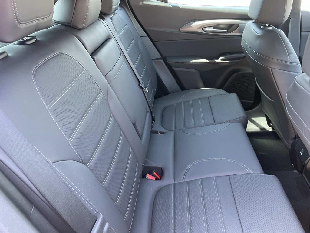 Used 2025 Black Alfa Romeo Base image 25