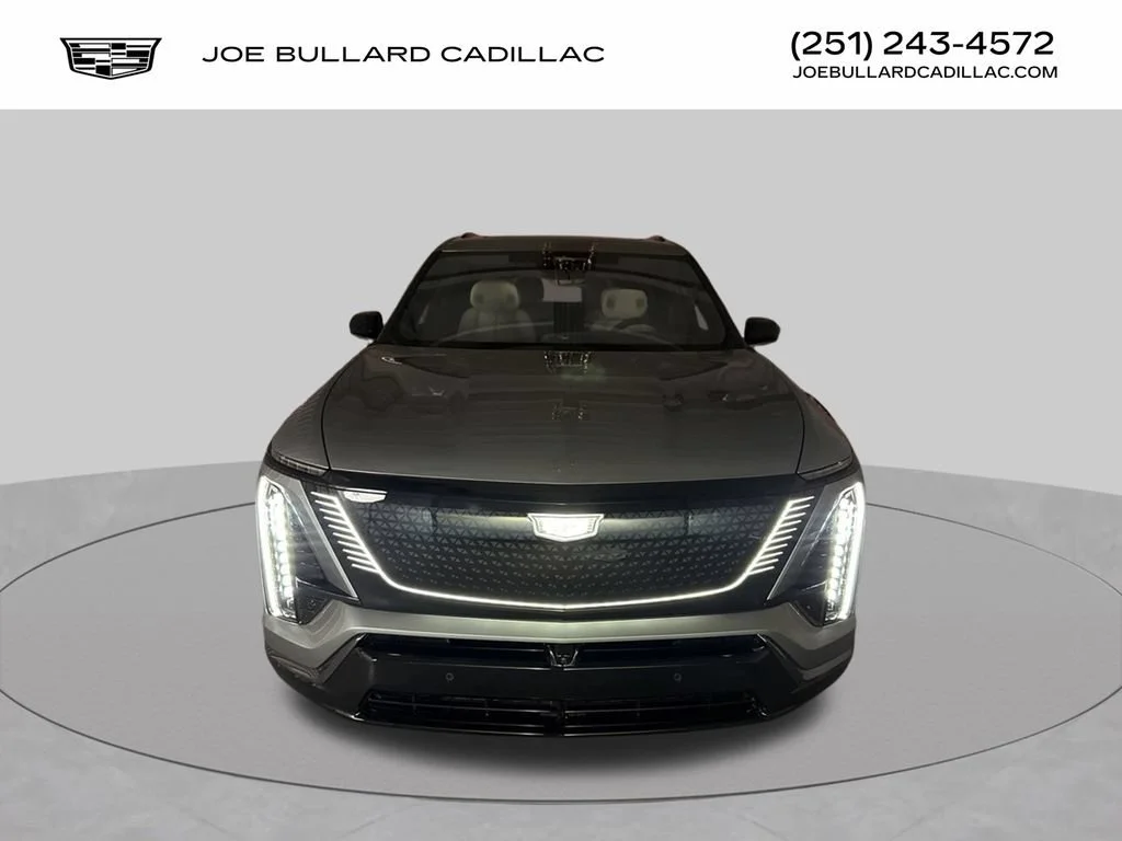 2027 Cadillac VISTIQ Sport - Photo 2