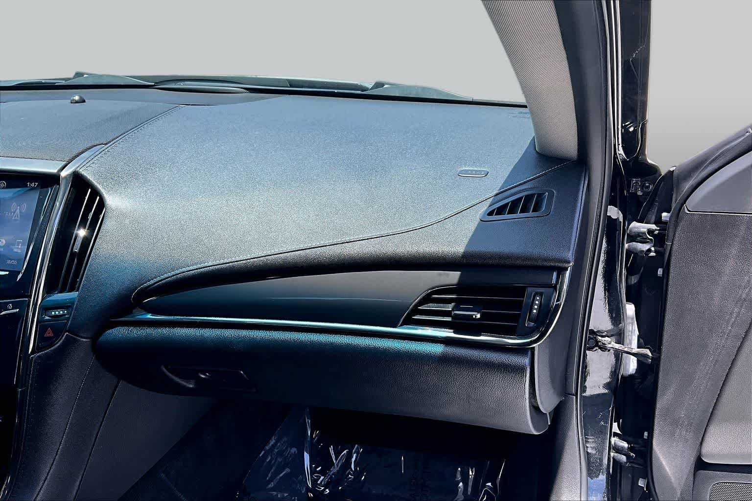 Used 2013 Black Diamond Tricoat Cadillac  image 19