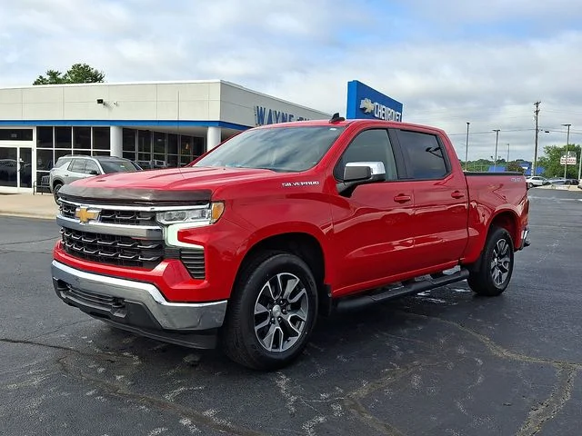 Used 2024 Red Chevrolet LT image 3