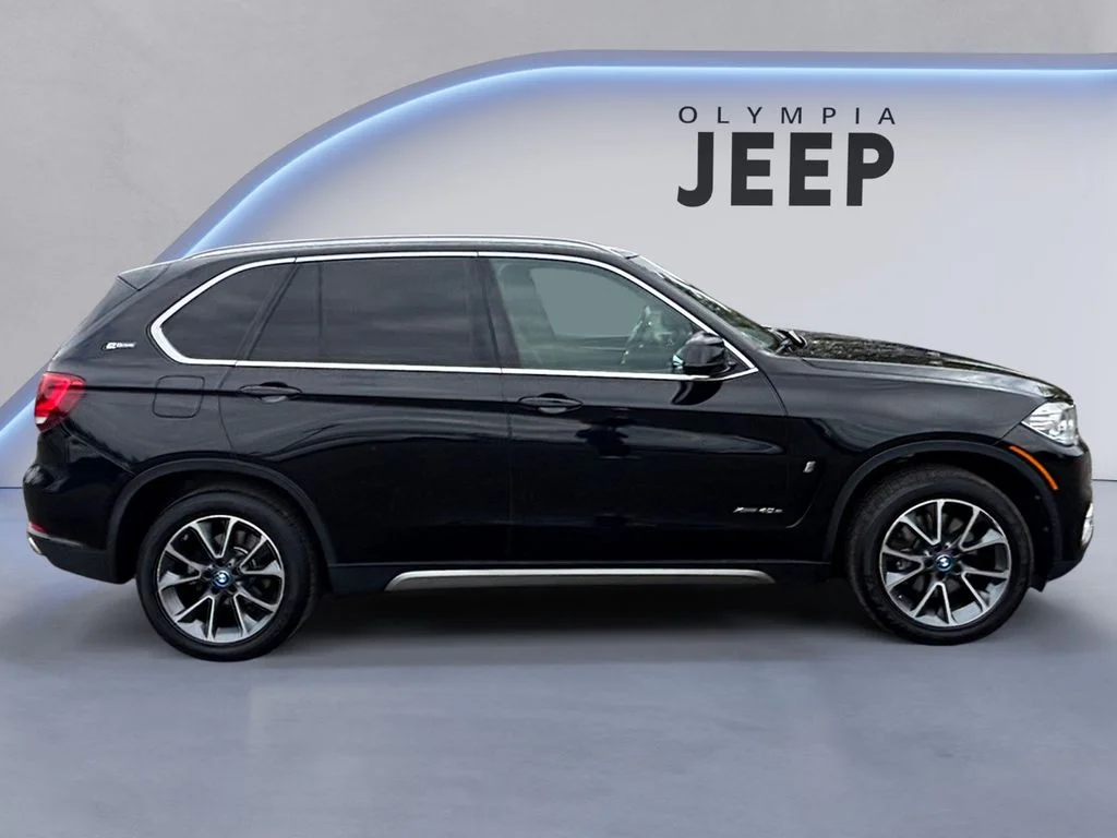 Used 2018 Black BMW xDrive40e image 6
