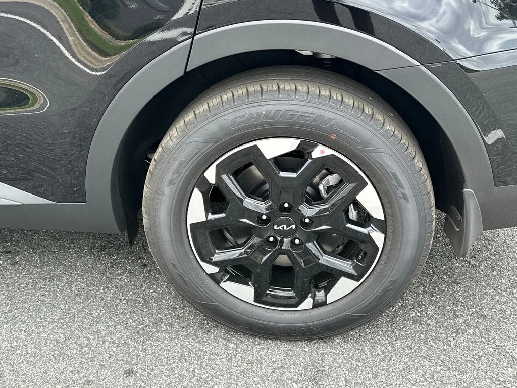 New 2026 Black Kia S image 19