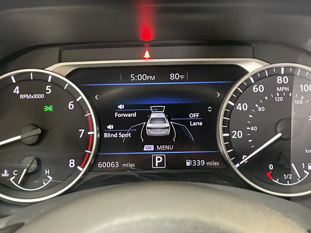 Used 2024 Gray Nissan SV image 23