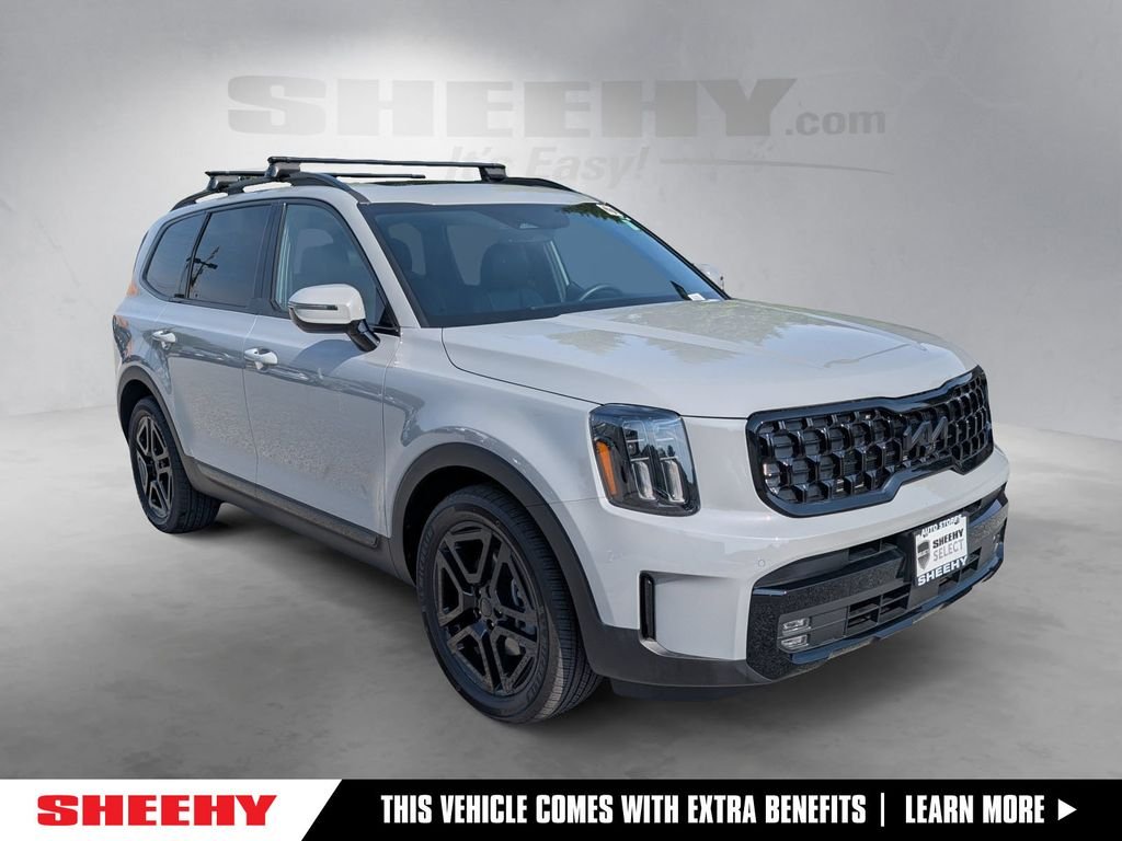 Used 2025 Gray Kia SX X-Line image 1