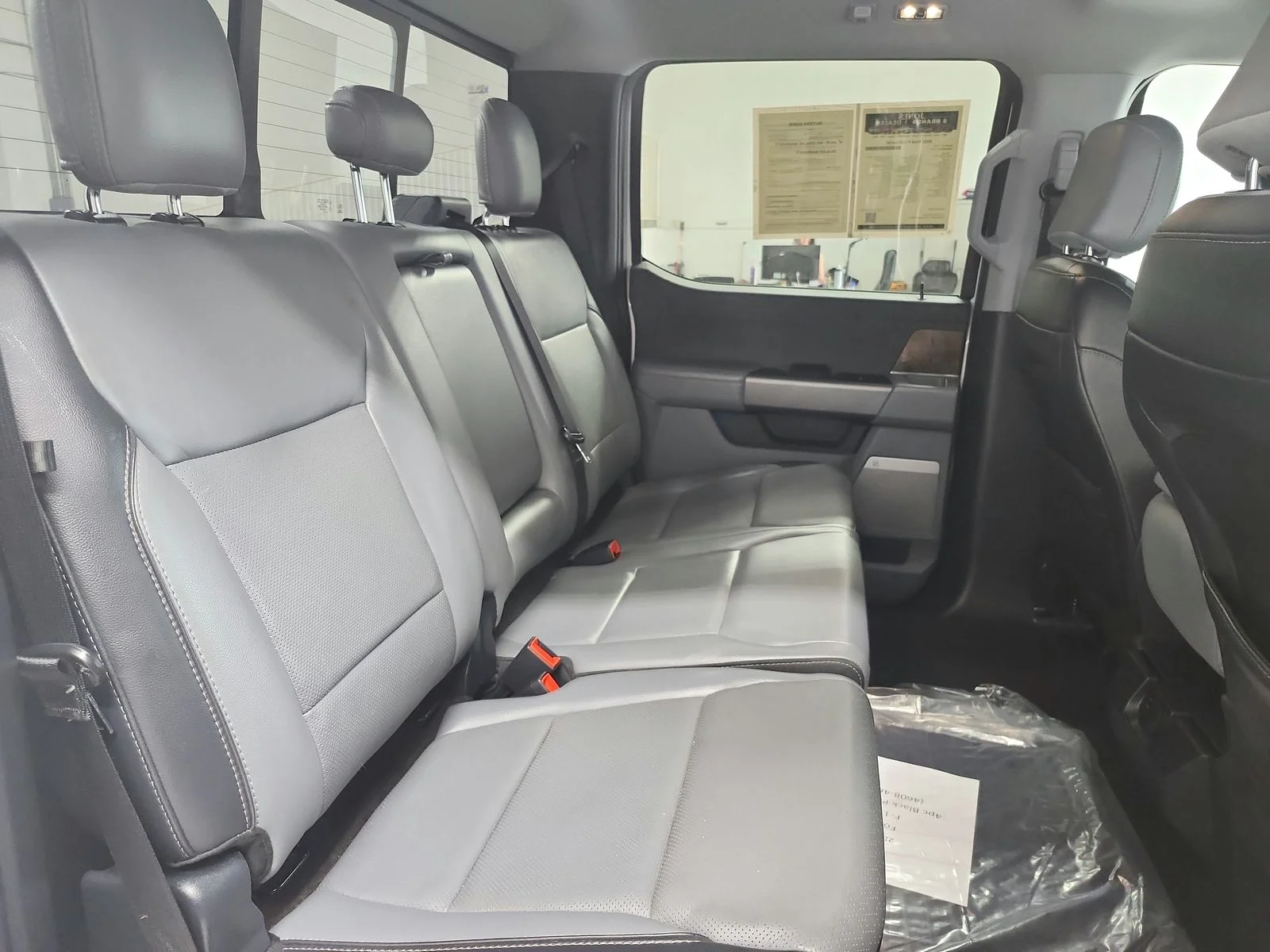 Used 2021 White Ford Lariat image 43