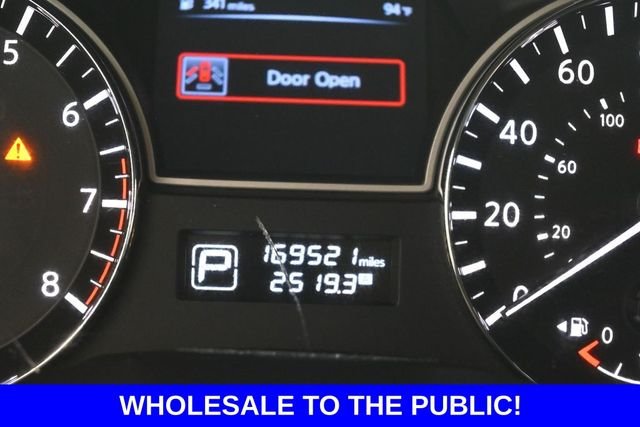 Used 2014 Silver Nissan SV image 20