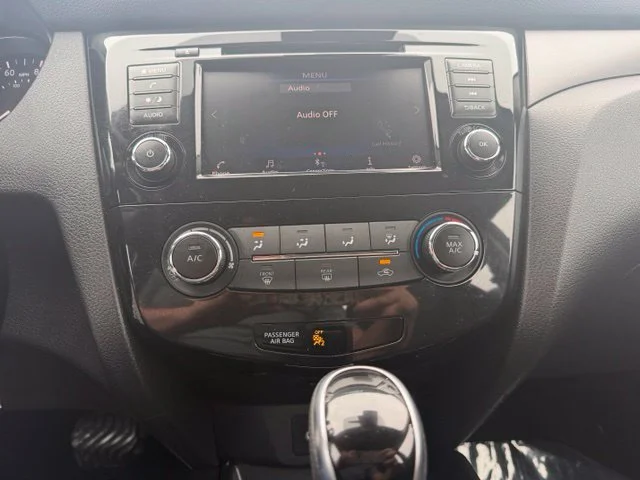 Used 2022 Magnetic Black Pearl Nissan S image 26