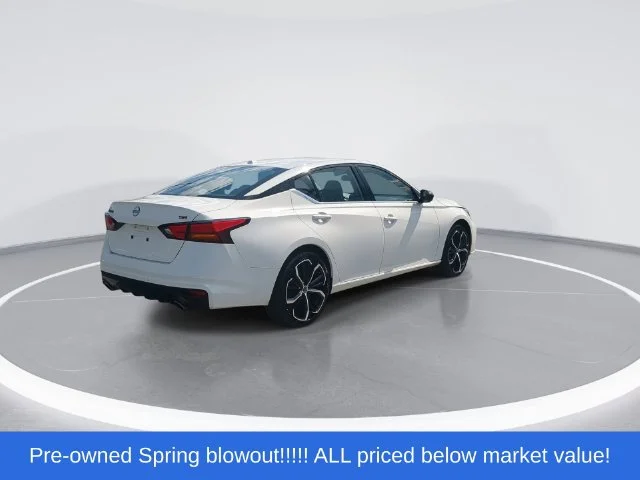 Used 2024 White Nissan 2.5 SR image 8