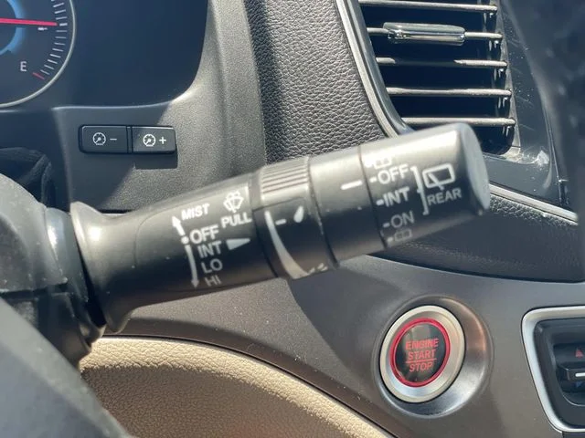 Used 2019  Honda EX-L image 26